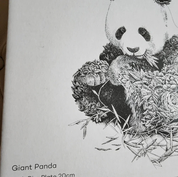 Maxwell Williams Porcelaine Designer Dinnerware Plate 20 cm Giant Panda - Picture 2 of 3